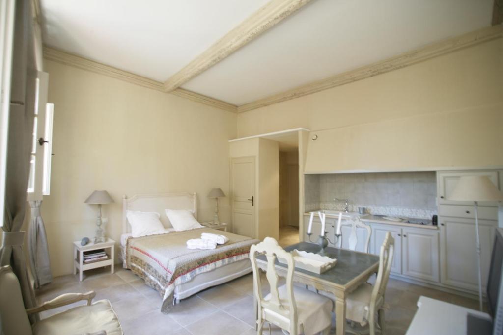Le Couvent D'Herepian - Hotel & Spa Pokój zdjęcie